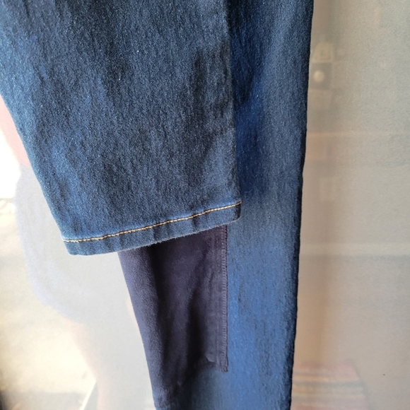 2KGray Riding Jeans Women's Size 26 Embroidered and Embellished Back Pockets - Picture 11 of 13